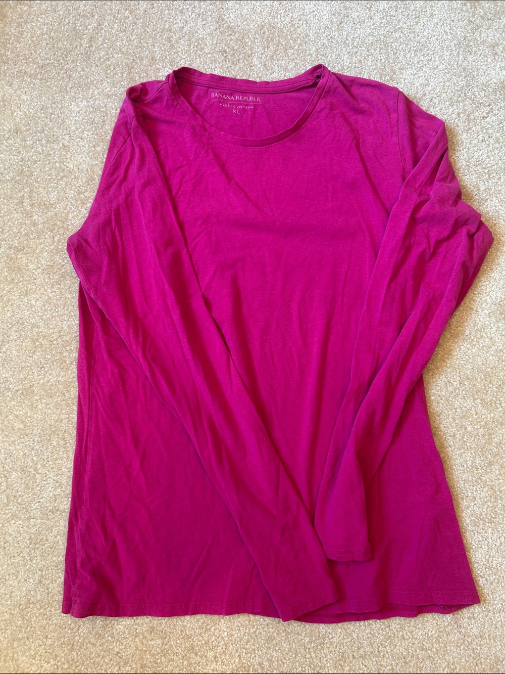 Banana Republic Long Sleeve Crewneck Top - Magenta